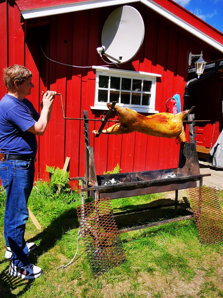 200227976_10225461463785055_7259283573900399345_n